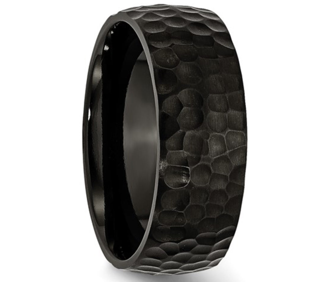 TITANIUM BLACK - BRUSHED AND HAMMERED POLISHED RING 8MM