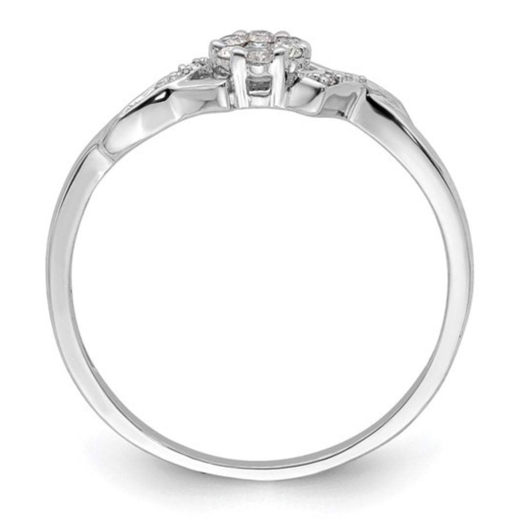 14K WHITE GOLD - LAB DIAMOND FLOWER RING