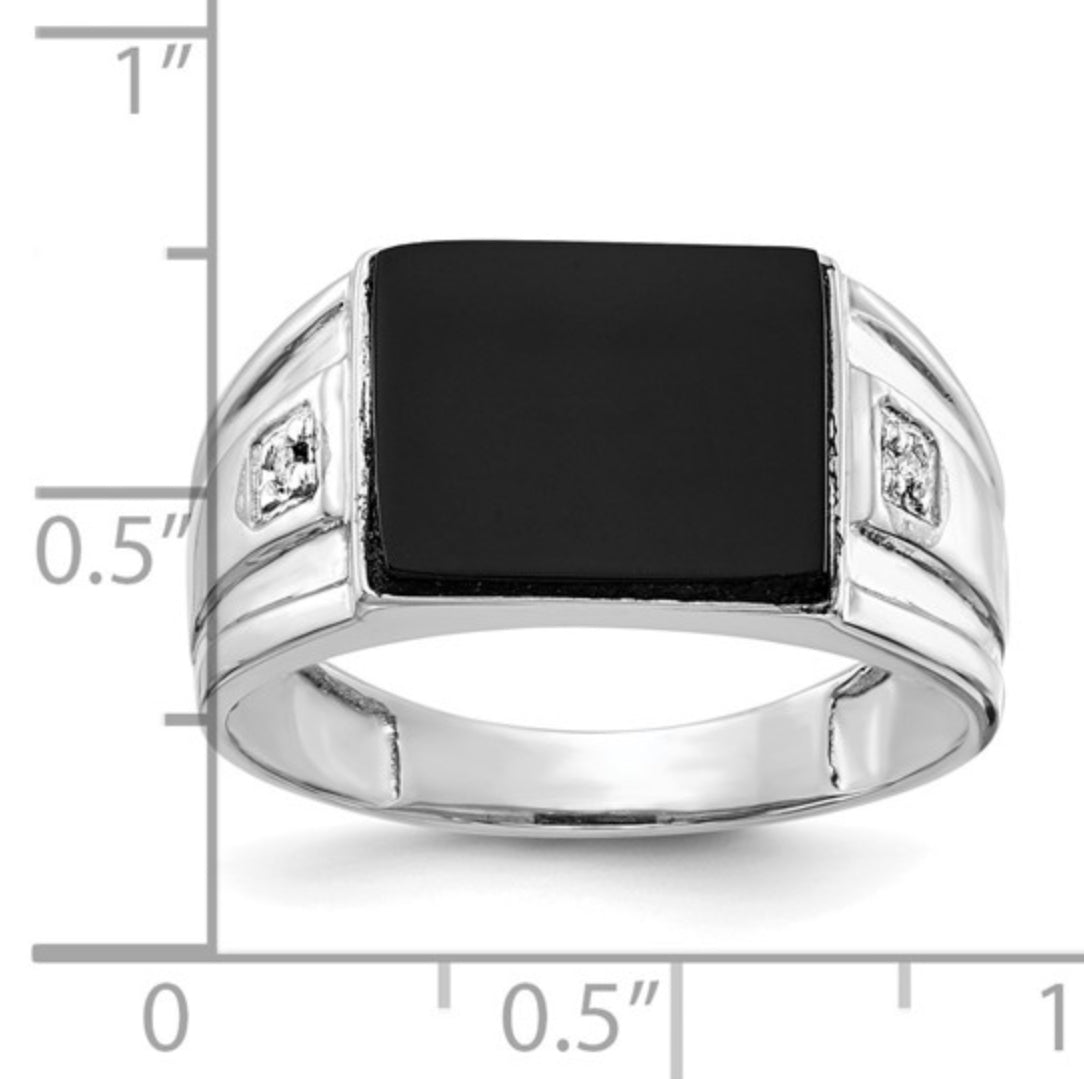 14K WHITE GOLD - MEN’S ONYX & DIAMOND RING