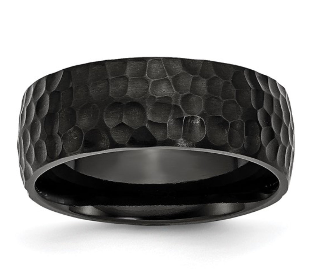 TITANIUM BLACK - BRUSHED AND HAMMERED POLISHED RING 8MM