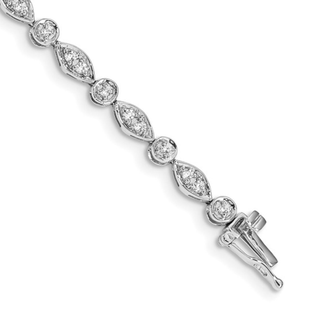 14K WHITE GOLD - LAB DIAMOND FANCY BRACELET